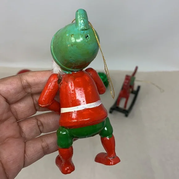 5 pc VINTAGE Christmas tree ornaments: Santa, rocking horse, and 3 round balls - Picture 16 of 17